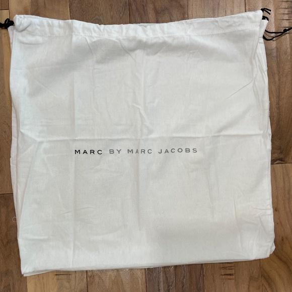 New Marc by Marc Jacobs Dustbags (Several Size Options) - Picture 1 of 7